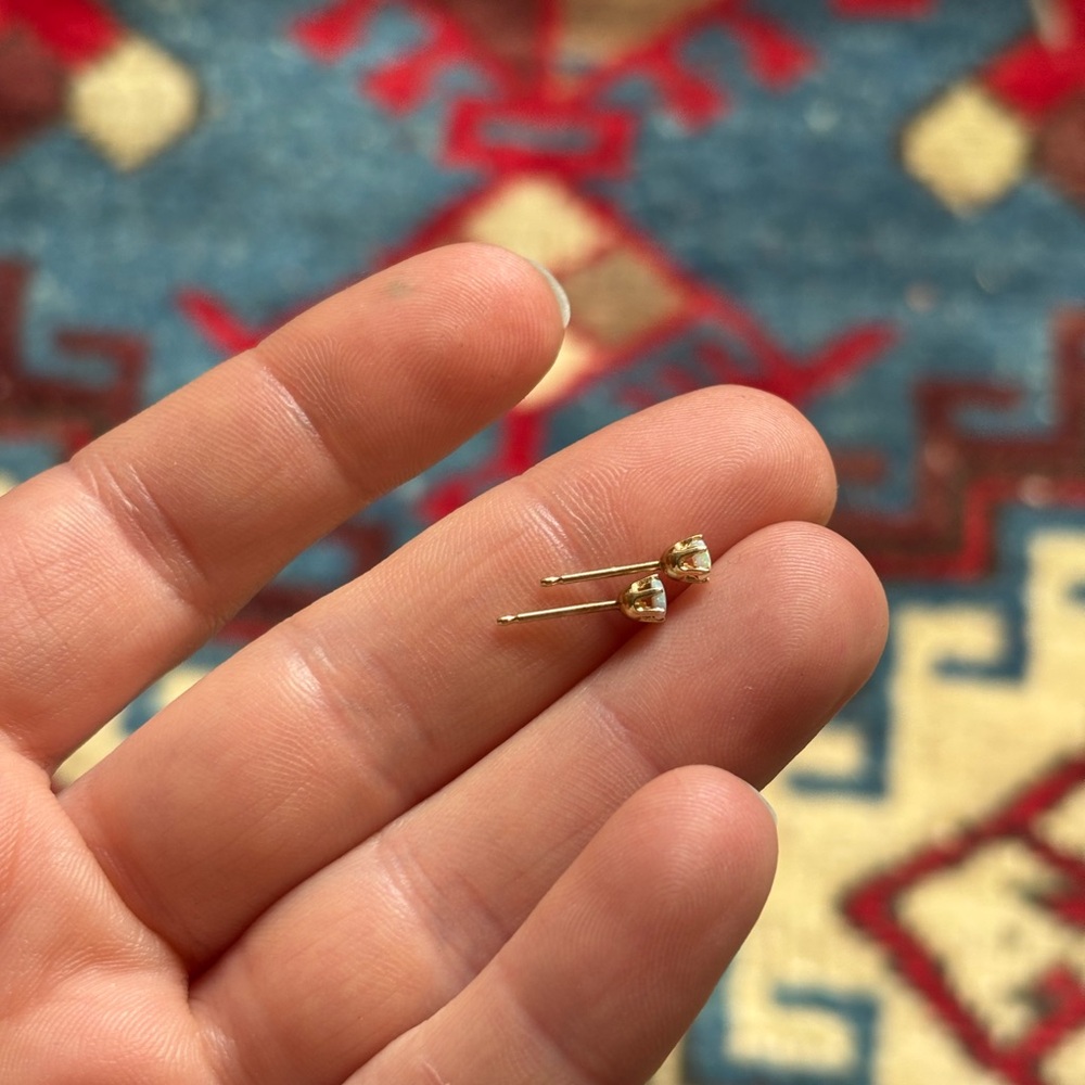Vintage Opal Gold Studs - Picture 6 of 8